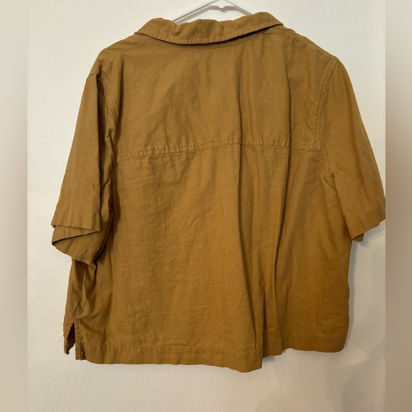 Universal thread button up - Picture 3 of 3